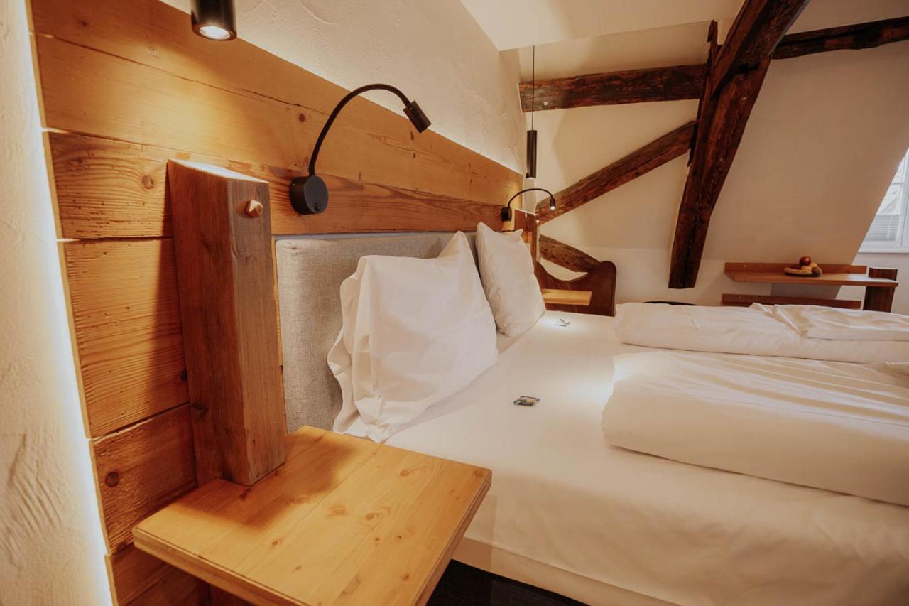 Altstadtmittehotel Sonne دينكلسبهل المظهر الخارجي الصورة