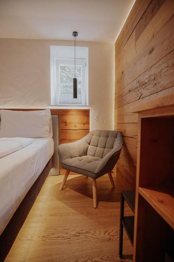 Altstadtmittehotel Sonne دينكلسبهل المظهر الخارجي الصورة