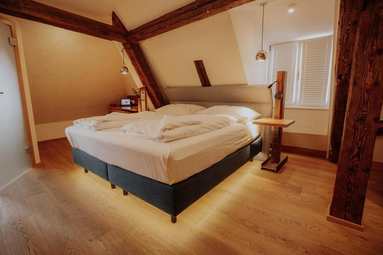 Altstadtmittehotel Sonne دينكلسبهل المظهر الخارجي الصورة