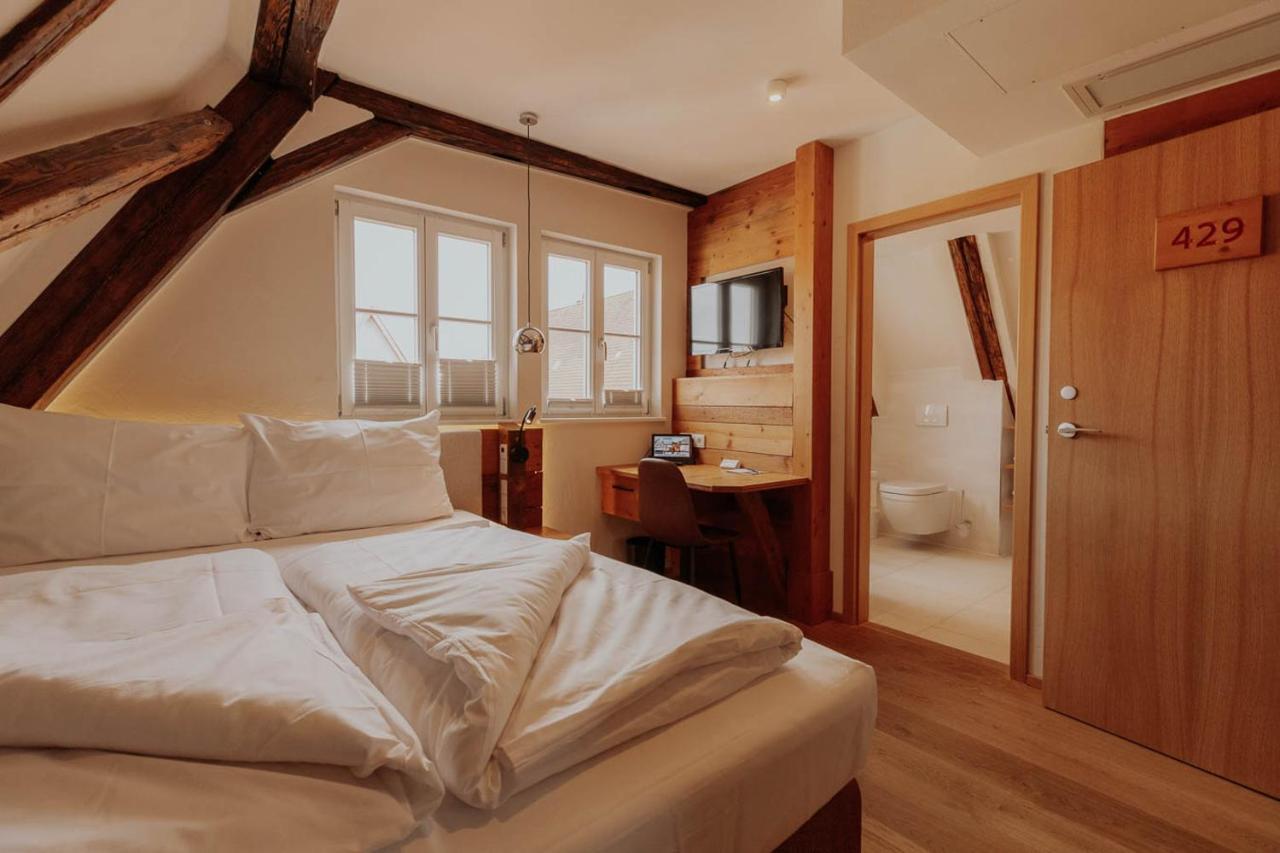 Altstadtmittehotel Sonne دينكلسبهل المظهر الخارجي الصورة